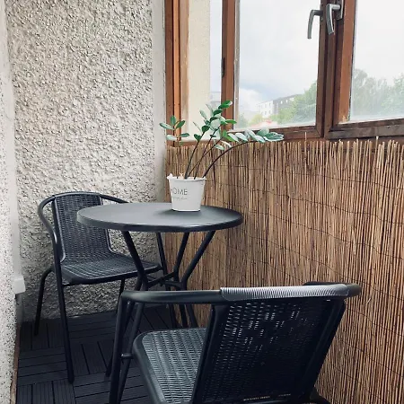 You'll Large Apartment! Free Parking! Tallin